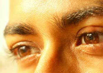 Dry Eyes - Can Omega 3 Fish Oil Help with Vitamins for Eyesight?