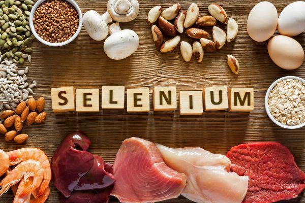 Selenium-Rich Foods for Eyes, Including brazil Nuts, Eggs, Fish,, Shrimp, Seeds and Nuts